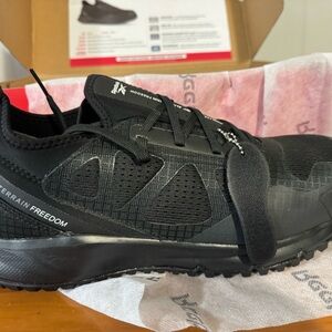 Reebok Men's All Terrain Freedom Black Shoes